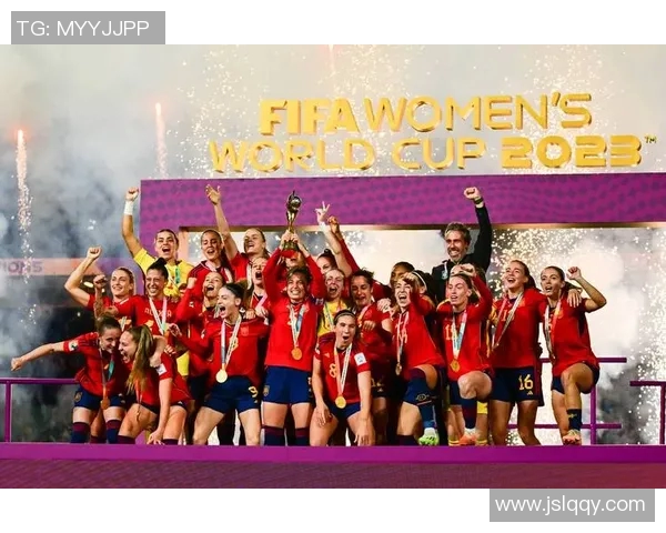 梦十队与西班牙决赛精彩对决回顾与分析全景呈现